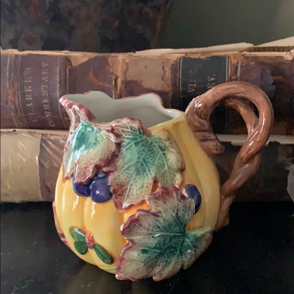 Vintage Creamer Fitz and Floyd Rare!